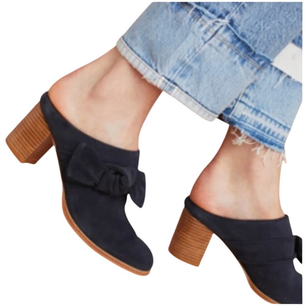 Matt Bernson Black Brise Bow Suede Mules Heels Size 9